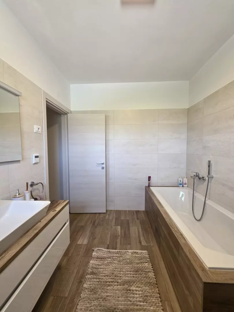 original_1776090647_whatsapp-image-2026-04-13-at-16-61d2c4 5-bedroom Apartment In Nova Veruda, Croatia (209,93 M²)