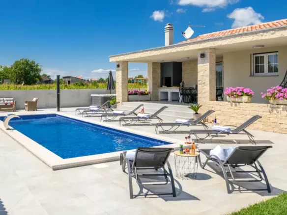 3-bedroom Detached House In Marčana, Croatia (145 M²)