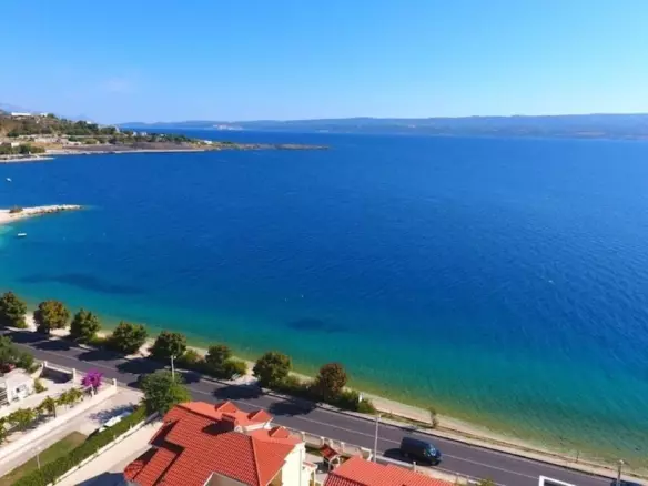 6-bedroom Detached House In Omiš, Croatia (250 M²)