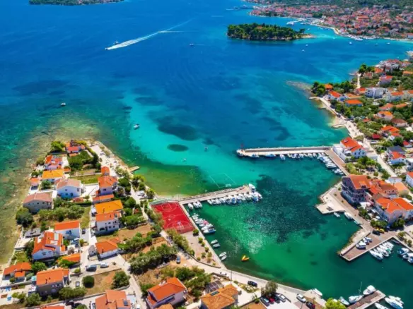 Land In Ugljan, Croatia (993 M²)