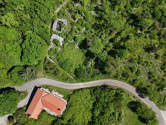 Land In Brseč, Croatia (1.173 M²)