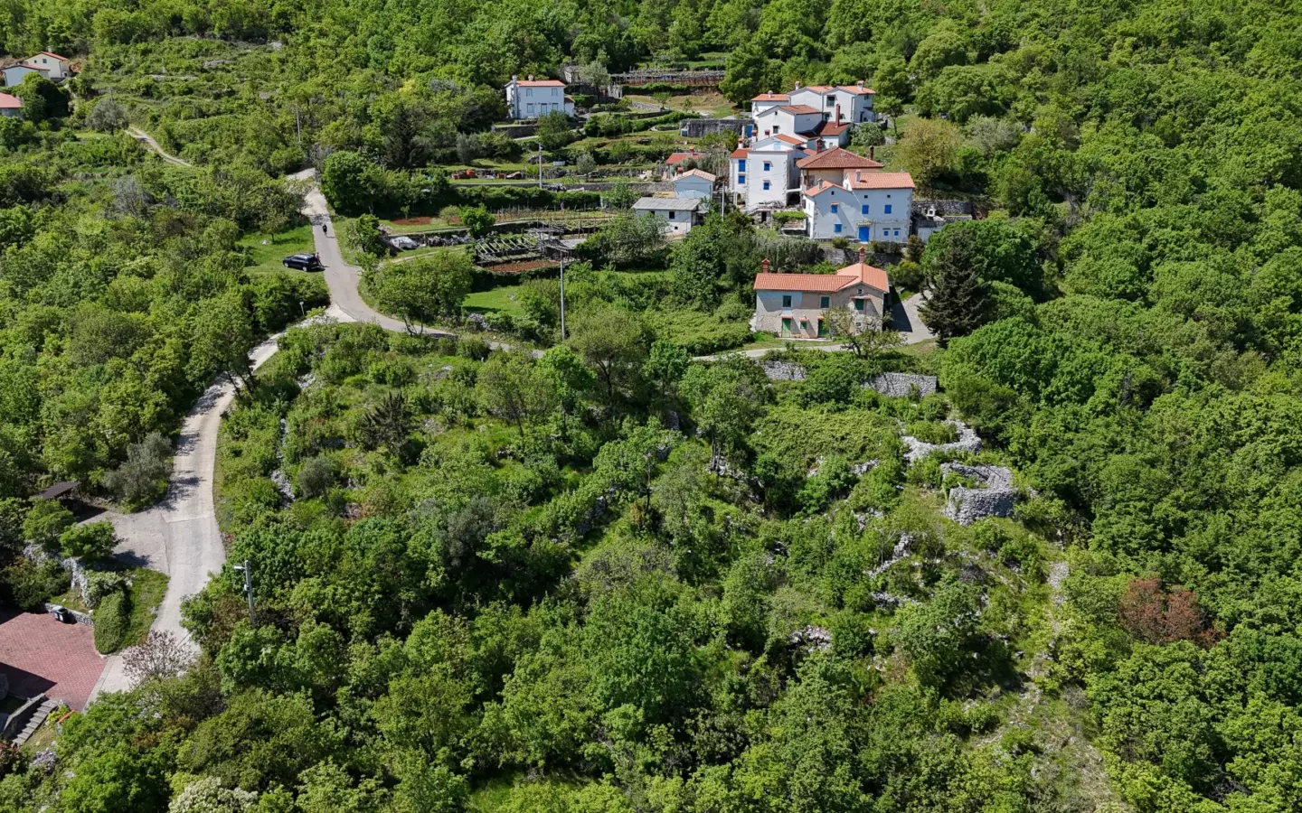 Land In Brseč, Croatia (1.173 M²)