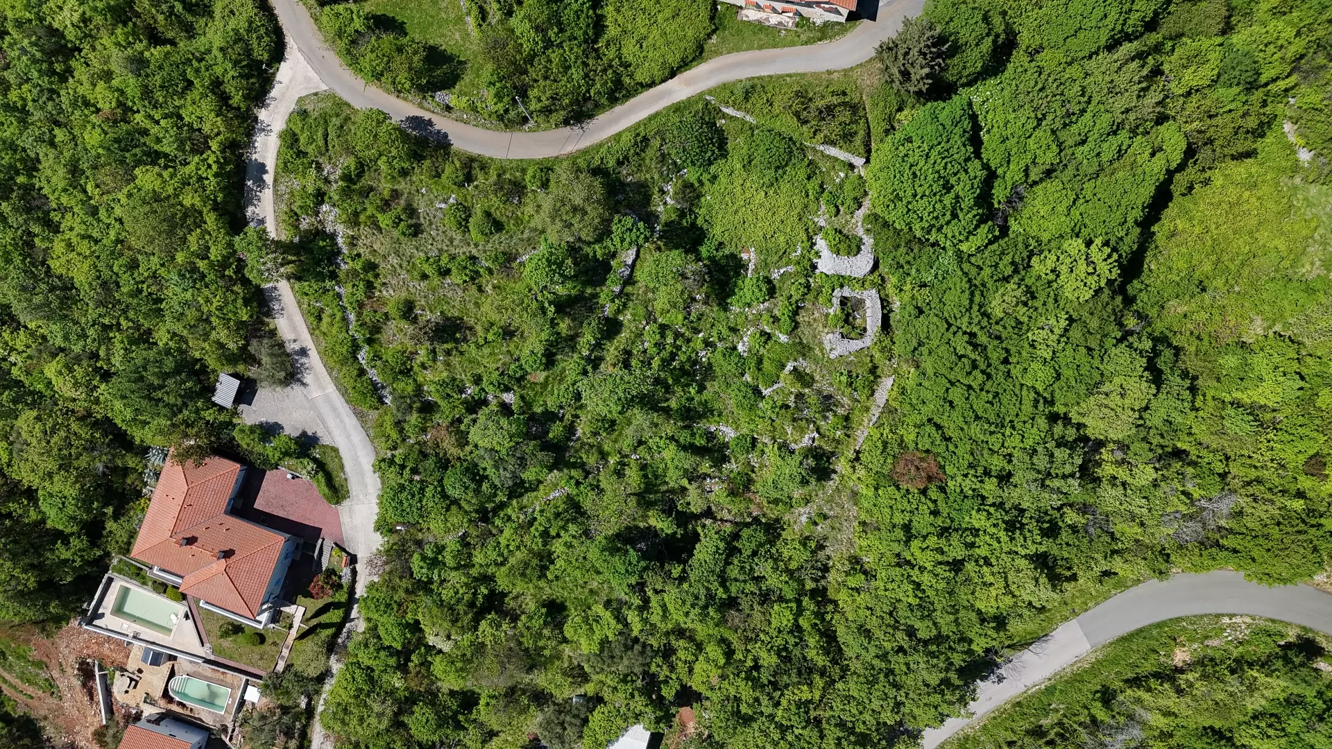 Land In Brseč, Croatia (1.173 M²)
