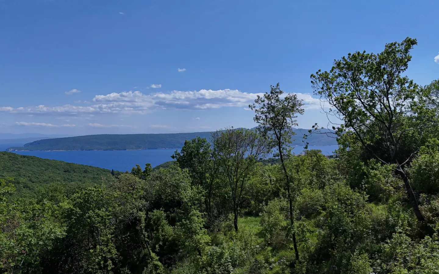 Land In Brseč, Croatia (1.173 M²)