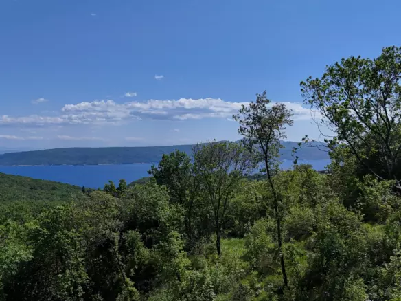 Land In Brseč, Croatia (1.173 M²)