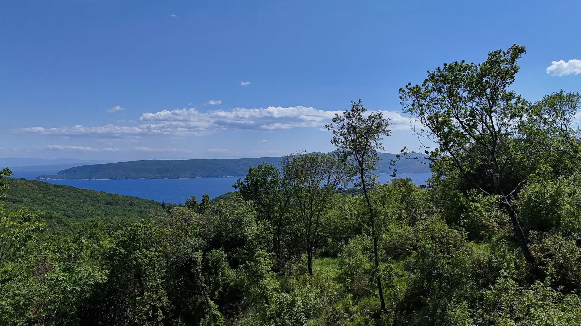 Land In Brseč, Croatia (1.173 M²)