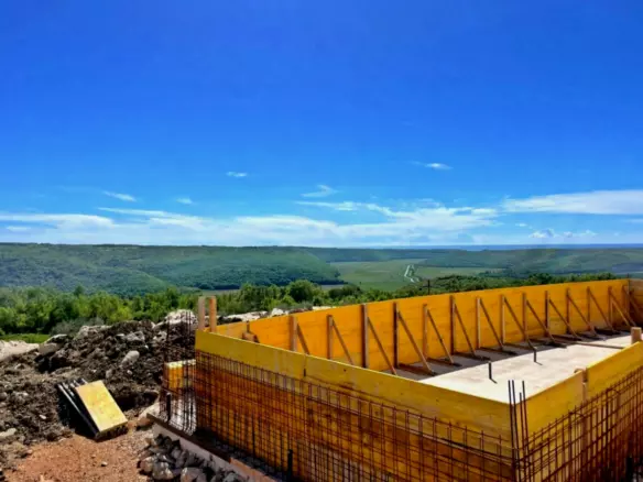 Land In Buje, Croatia (1.543 M²)