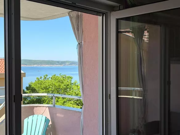 2-bedroom Apartment In Crikvenica, Croatia (87 M²)