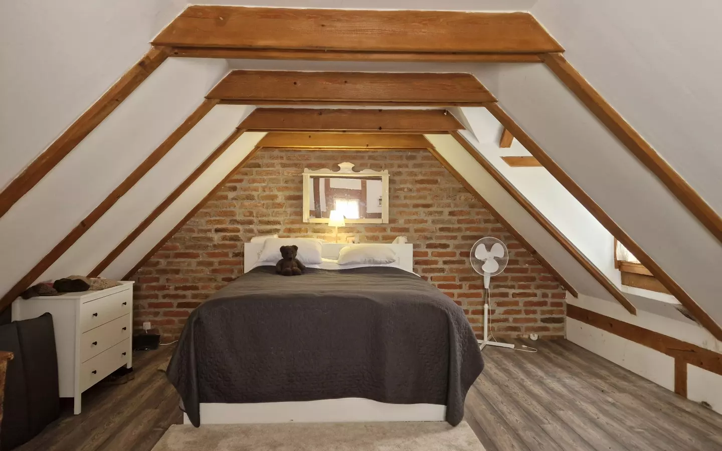 Detached House In Gradec, Croatia (803 M²)