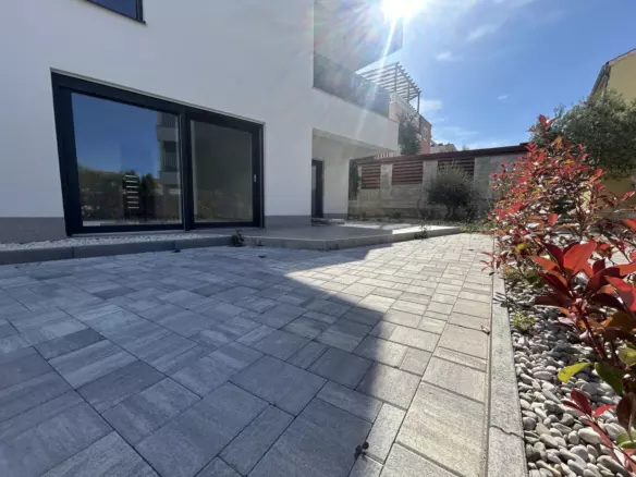 2-bedroom Apartment In Vodice, Croatia (109,46 M²)