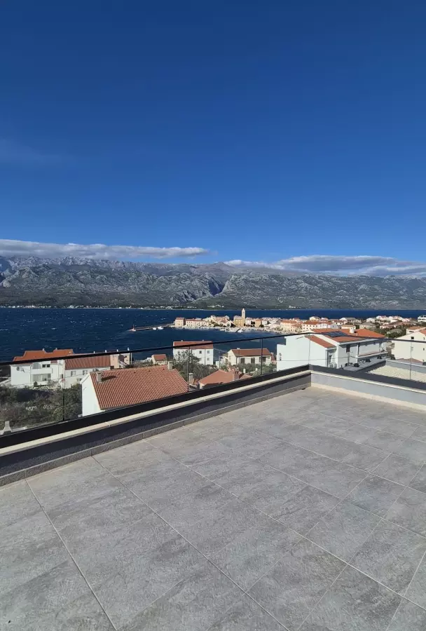 3-bedroom Apartment In Vinjerac, Croatia (120 M²)