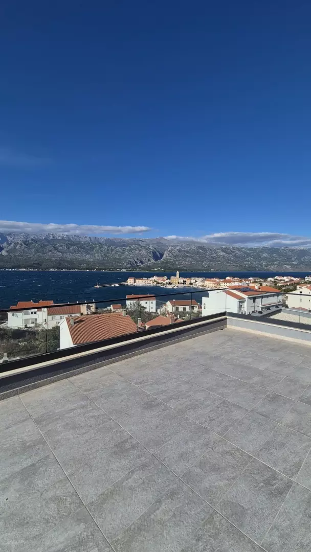 3-bedroom Apartment In Vinjerac, Croatia (120 M²)