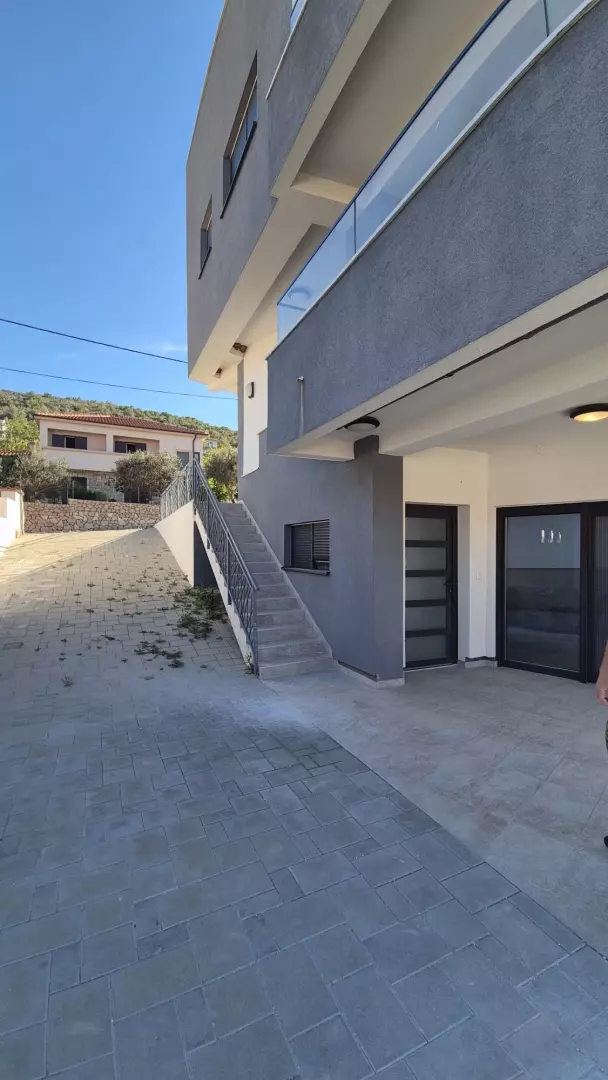 2-bedroom Apartment In Vinjerac, Croatia (120 M²)