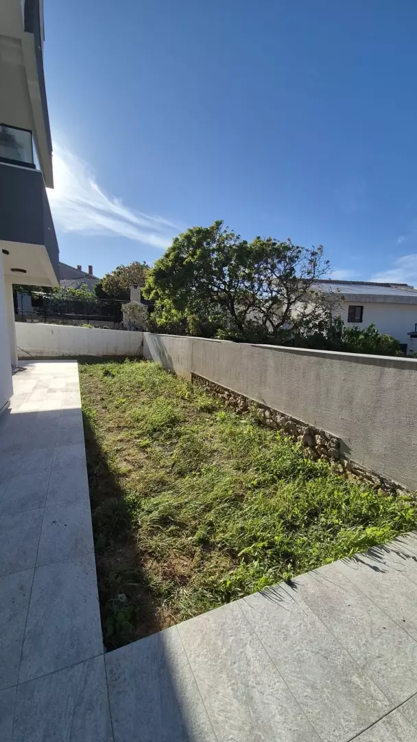 2-bedroom Apartment In Vinjerac, Croatia (120 M²)