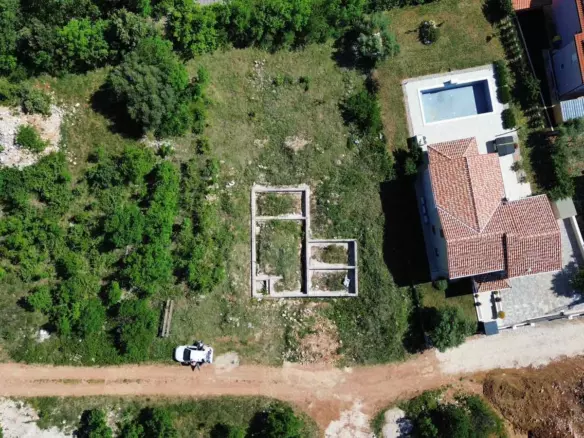 Land In Sveti Lovreč Labinski, Croatia (866 M²)