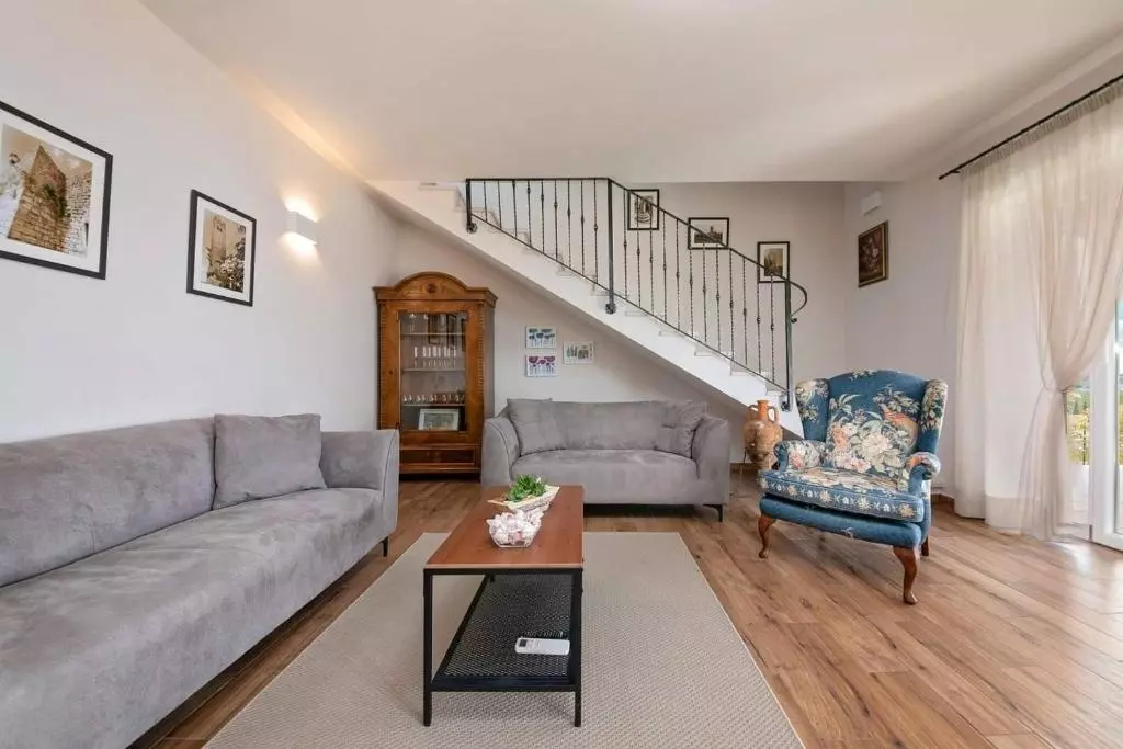 4-bedroom Detached House In Sveti Lovreč, Croatia (355 M²)