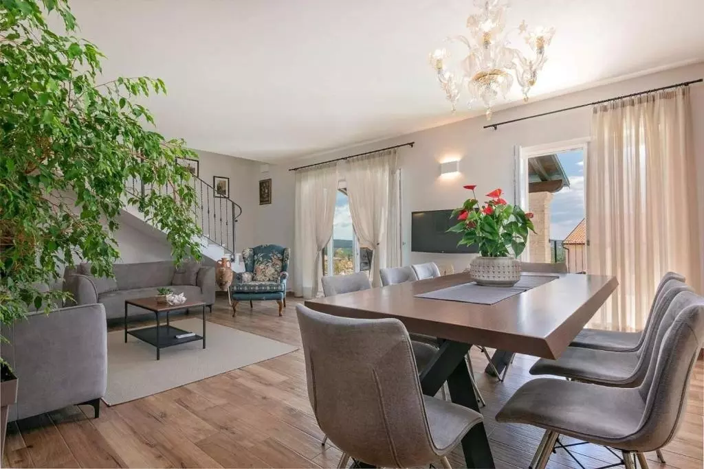 4-bedroom Detached House In Sveti Lovreč, Croatia (355 M²)