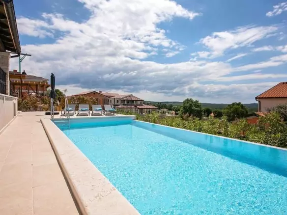 4-bedroom Detached House In Sveti Lovreč, Croatia (355 M²)