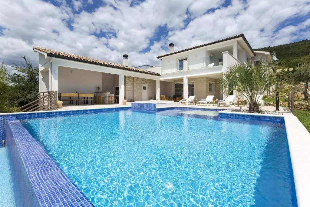 4-bedroom Villa In Labin, Croatia (240 M²)