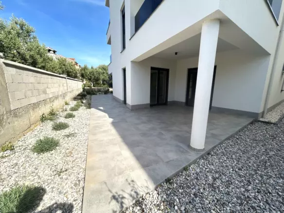 2-bedroom Apartment In Vodice, Croatia (112,18 M²)