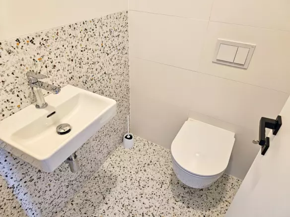 2-bedroom Apartment In Barbat Na Rabu, Croatia (87,25 M²)