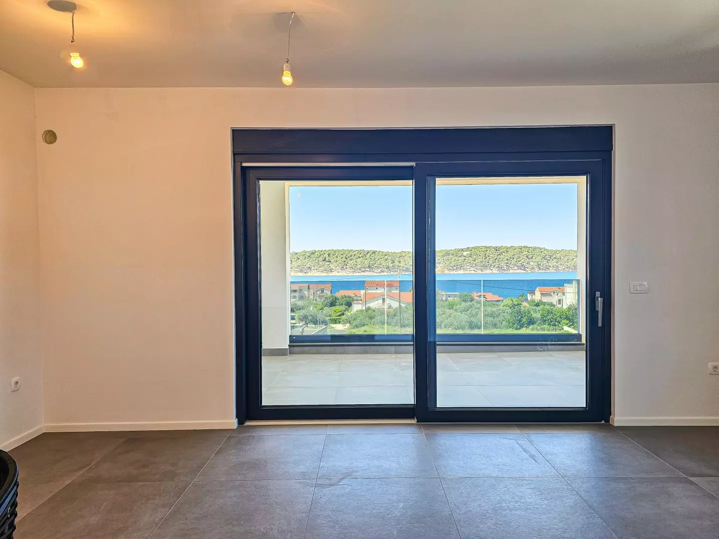 2-bedroom Apartment In Barbat Na Rabu, Croatia (87,25 M²)