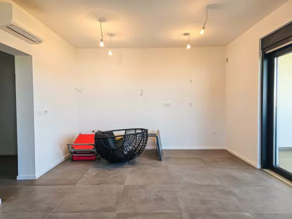 2-bedroom Apartment In Barbat Na Rabu, Croatia (87,25 M²)