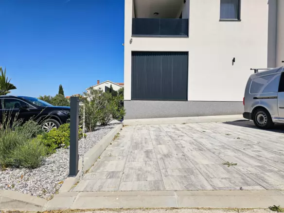 2-bedroom Apartment In Barbat Na Rabu, Croatia (87,25 M²)