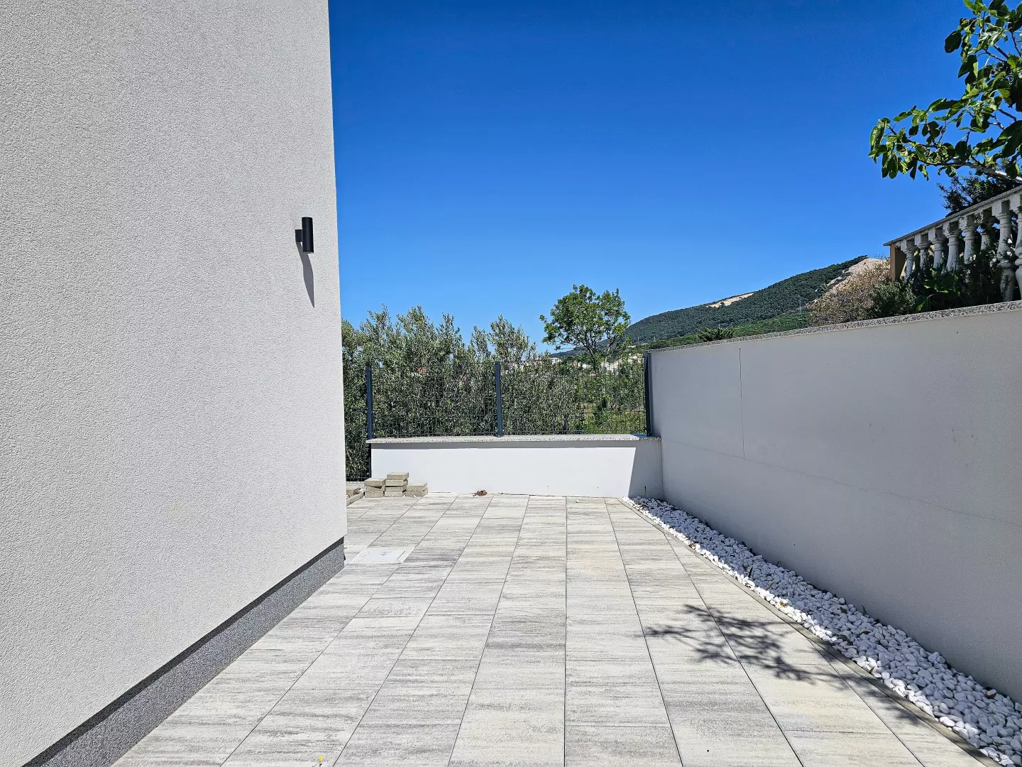 2-bedroom Apartment In Barbat Na Rabu, Croatia (87,25 M²)