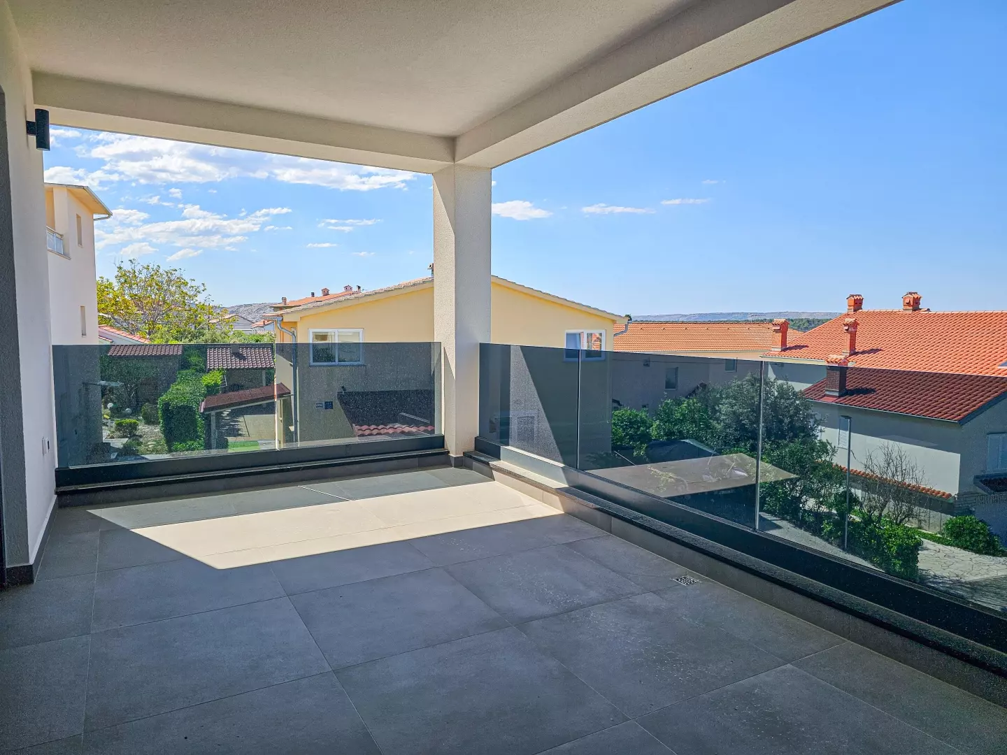 2-bedroom Apartment In Barbat Na Rabu, Croatia (81,88 M²)