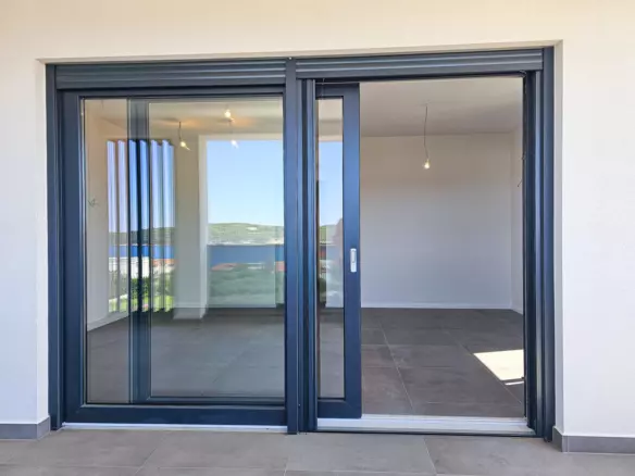 2-bedroom Apartment In Barbat Na Rabu, Croatia (81,88 M²)