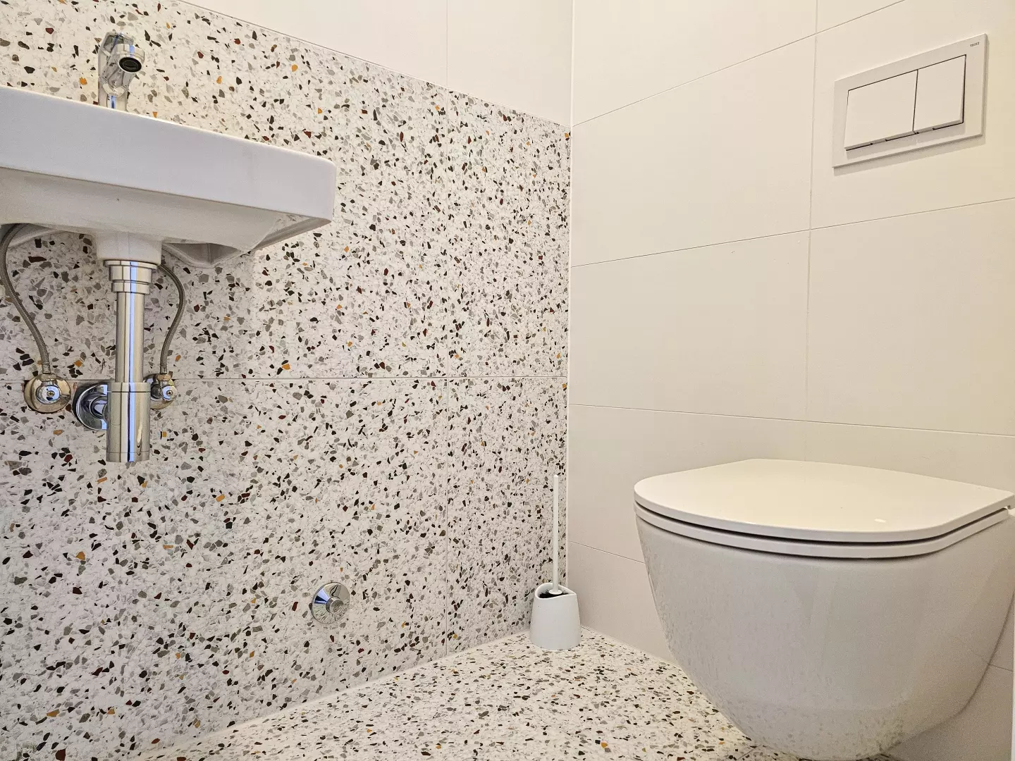2-bedroom Apartment In Barbat Na Rabu, Croatia (81,88 M²)
