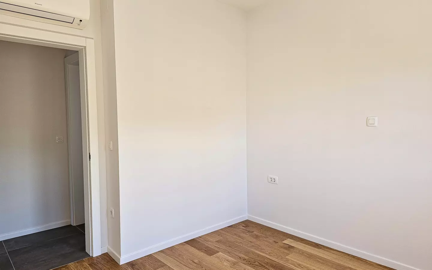 2-bedroom Apartment In Barbat Na Rabu, Croatia (81,88 M²)