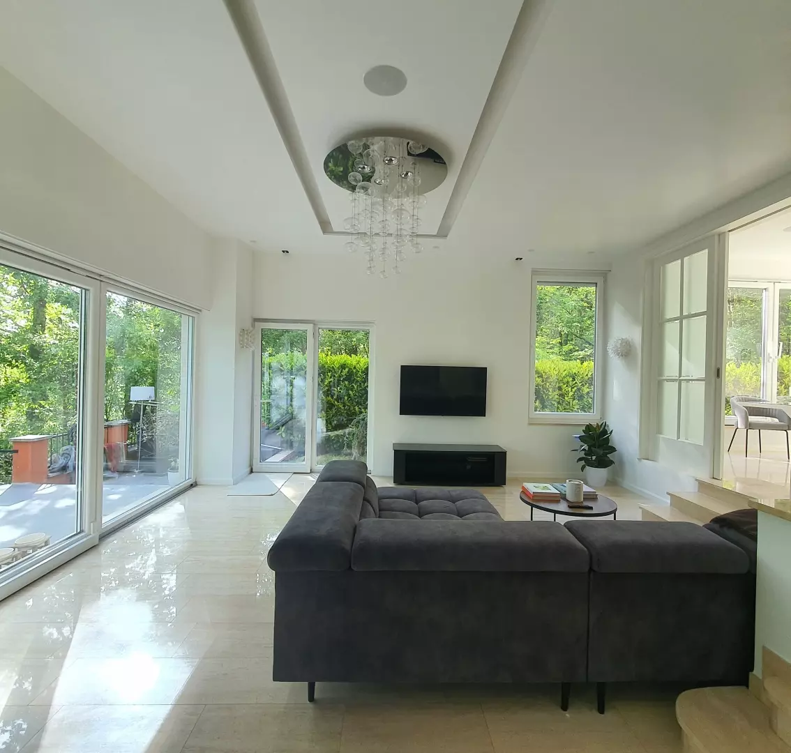 5-bedroom Villa In Remete, Croatia (675 M²)