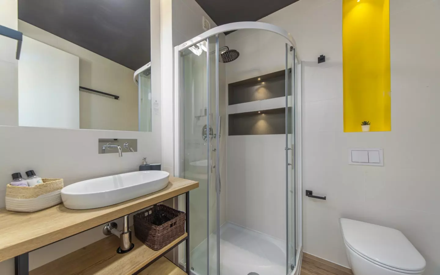 4-bedroom Villa In Karlobag, Croatia (150 M²)