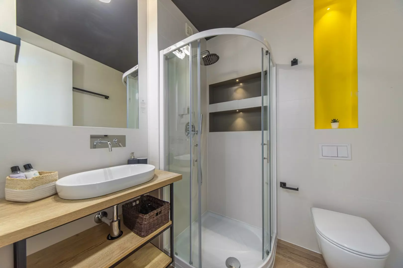 4-bedroom Villa In Karlobag, Croatia (150 M²)