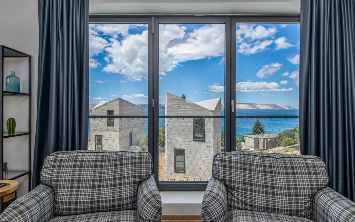 4-bedroom Villa In Karlobag, Croatia (150 M²)