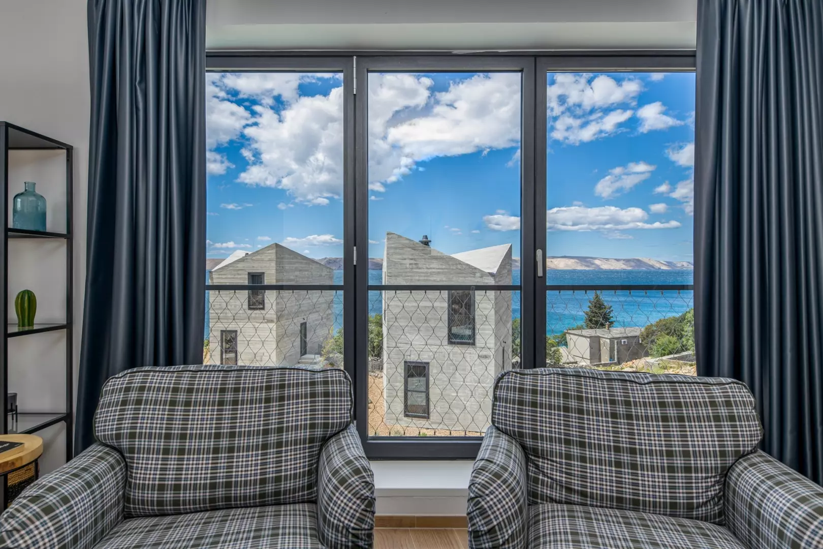 4-bedroom Villa In Karlobag, Croatia (150 M²)
