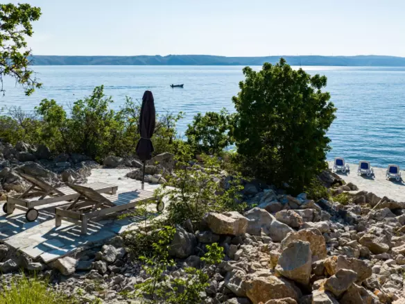 4-bedroom Villa In Karlobag, Croatia (150 M²)