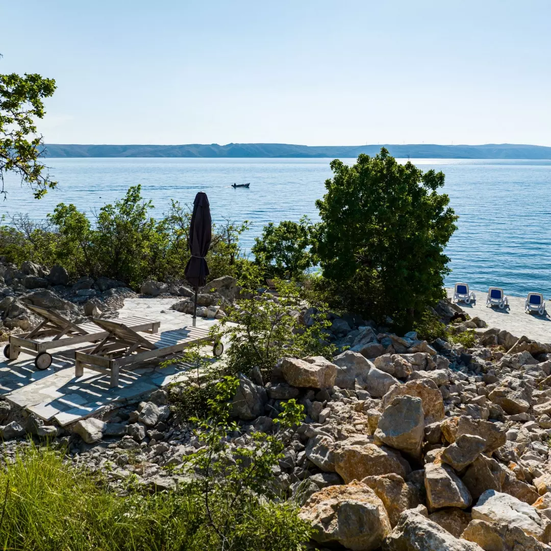 4-bedroom Villa In Karlobag, Croatia (150 M²)