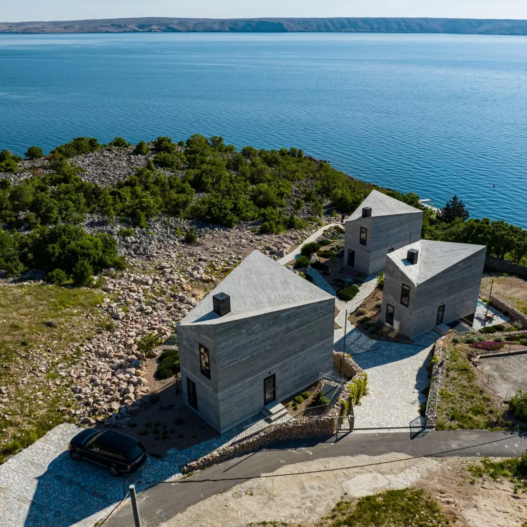 4-bedroom Villa In Karlobag, Croatia (150 M²)