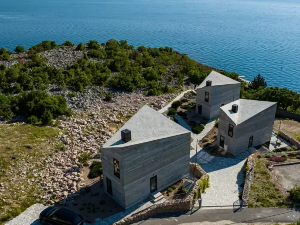 4-bedroom Villa In Karlobag, Croatia (150 M²)