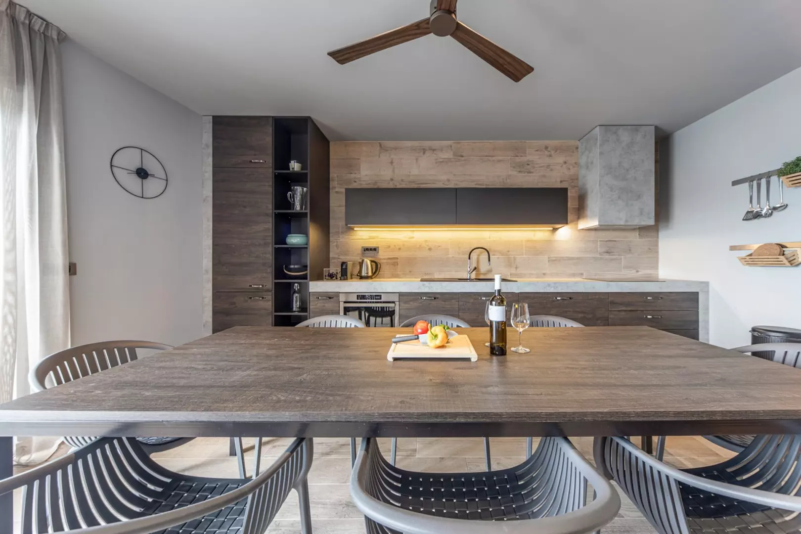 4-bedroom Villa In Karlobag, Croatia (150 M²)