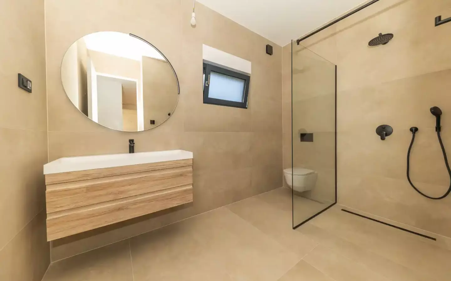 4-bedroom Villa In Sukošan, Croatia (237,51 M²)