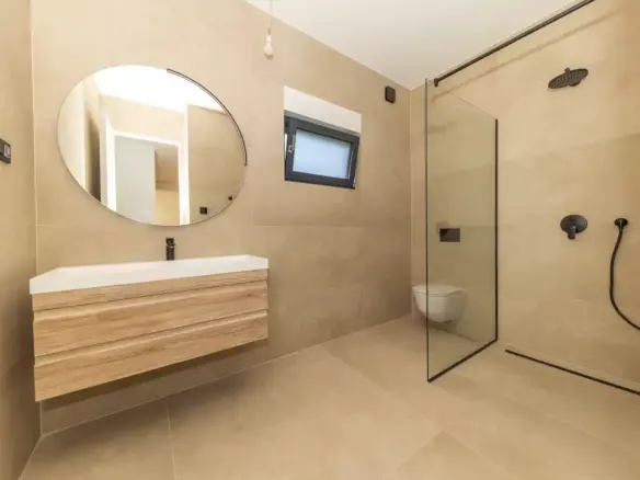 4-bedroom Villa In Sukošan, Croatia (237,51 M²)