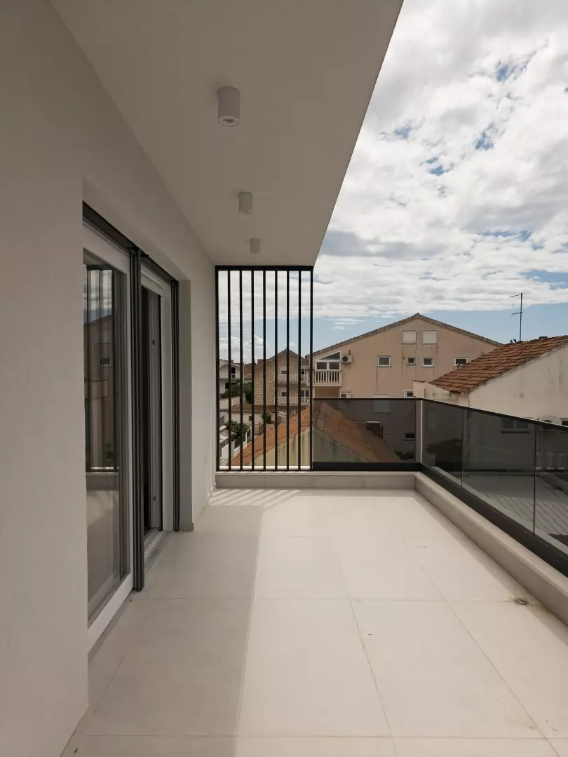 3-bedroom Apartment In Vodice, Croatia (121,38 M²)