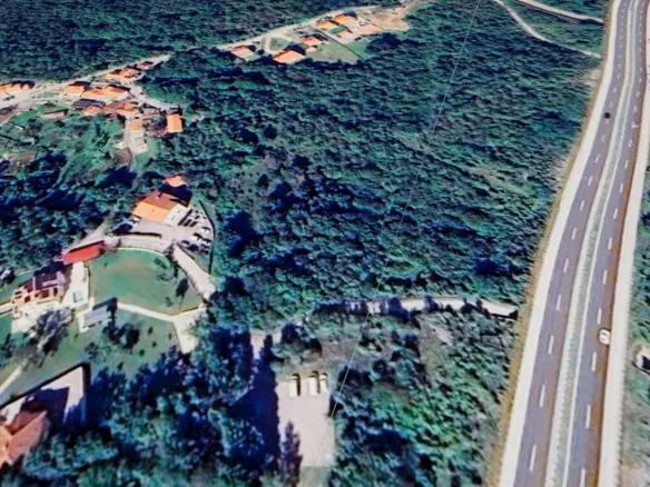 Land In Brešca, Croatia (19.613 M²)