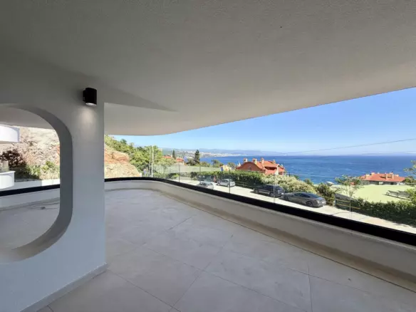 3-bedroom Apartment In Opatija – Centar, Croatia (149,62 M²)