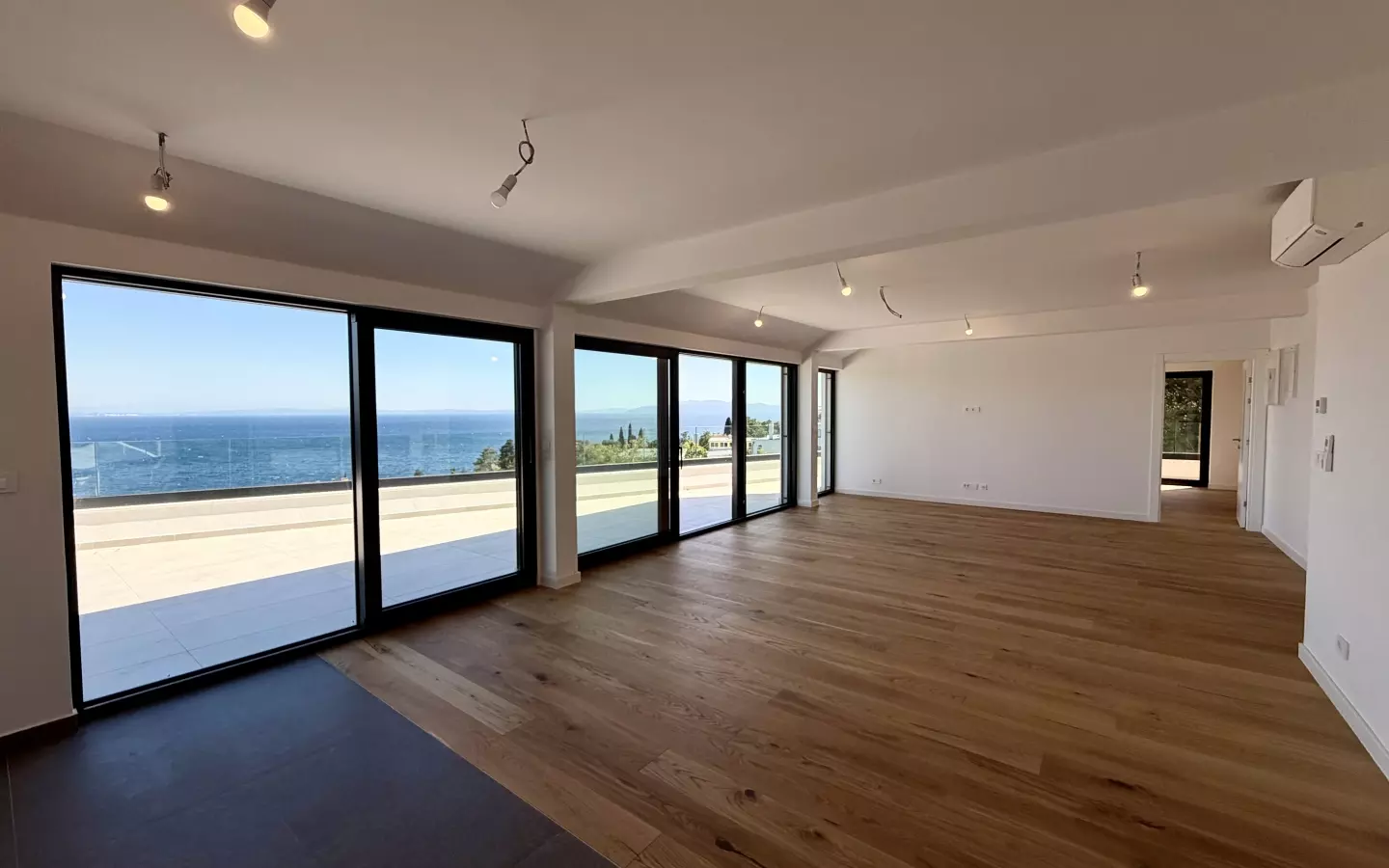 3-bedroom Apartment In Opatija – Centar, Croatia (202,75 M²)