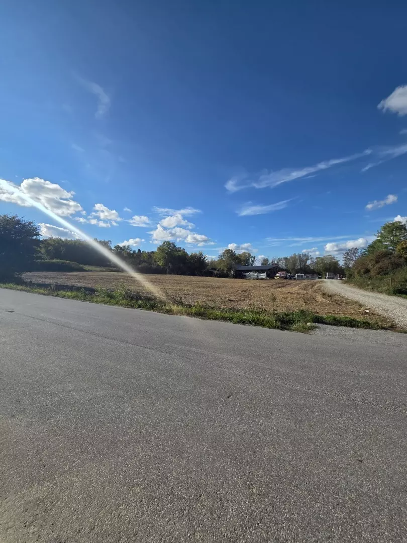 Land In Petrinja, Croatia (2.500 M²)